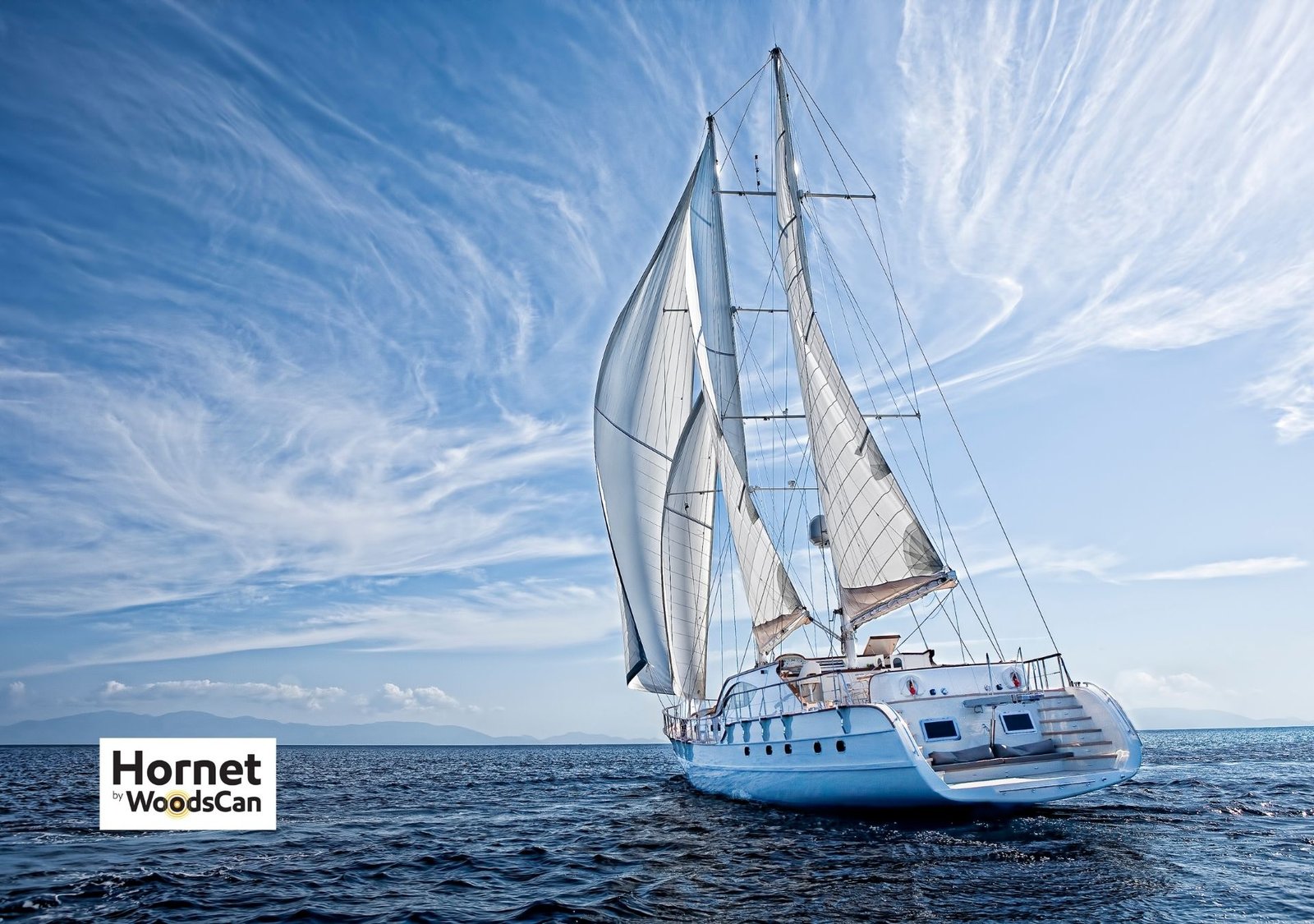 Boating-Sailing-Marine-Safety-Signaling-Hornet-by-WoodsCan-rechargeable-electric-air-horn-1