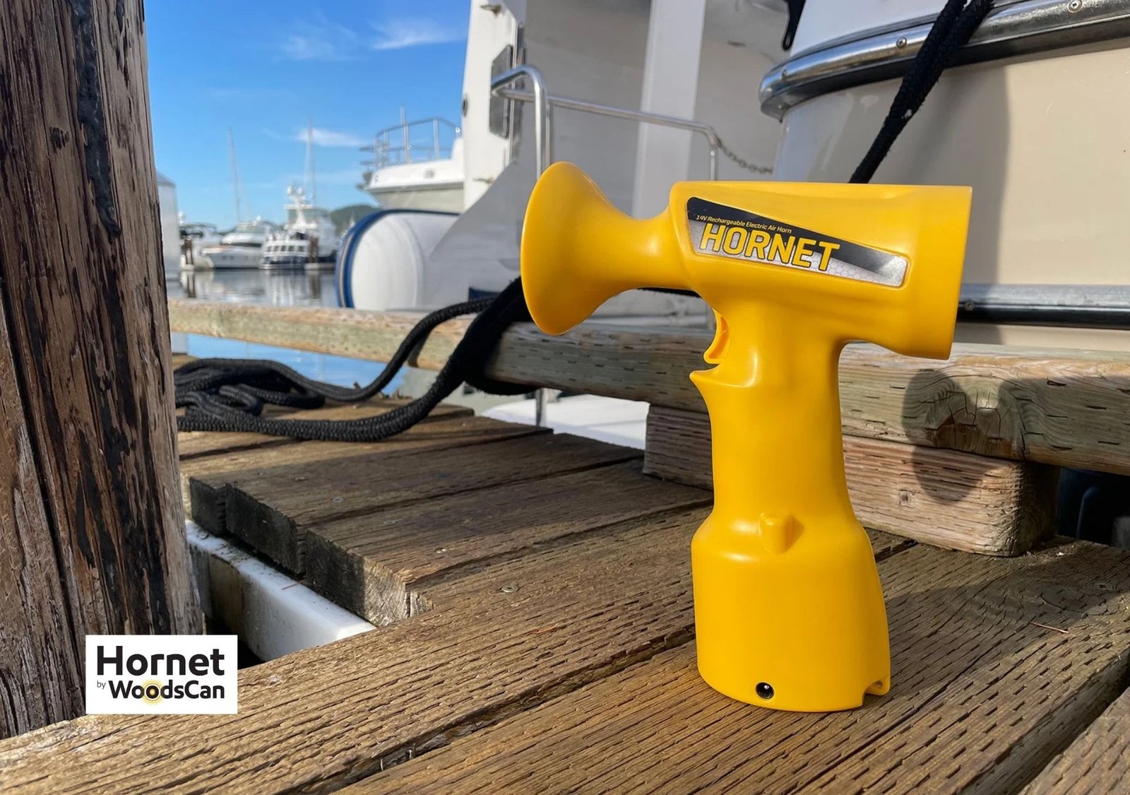 Boating-Sailing-Marine-Safety-Signaling-Hornet-by-WoodsCan-rechargeable-electric-air-horn-3b