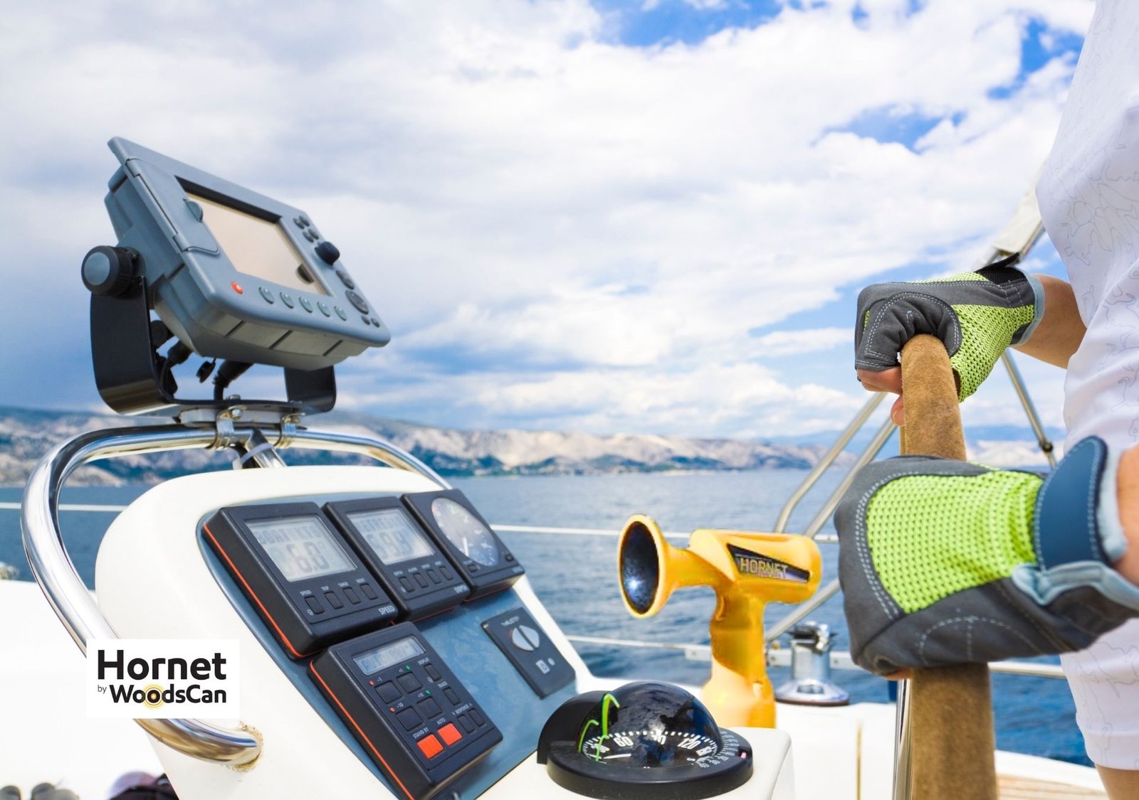 Outdoor-Safety-Signaling-Hornet-by-WoodsCan-rechargeable-electric-air-horn-2b