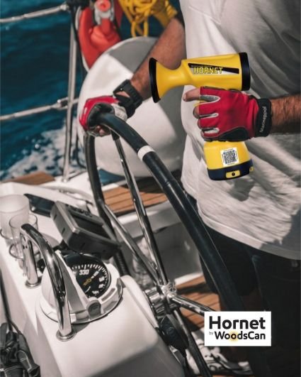 Hornet Sport Marine Safety Kit, Rechargeable Electric Air Horn